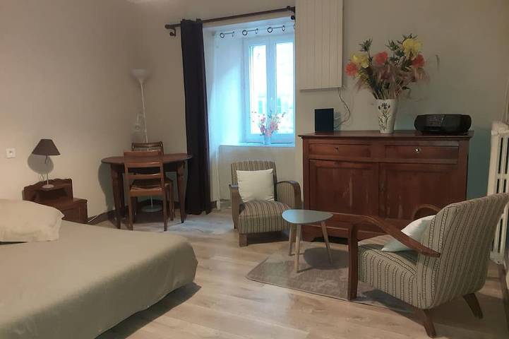 Gîte pour 12 personnes, avec jardin à Landos - 3