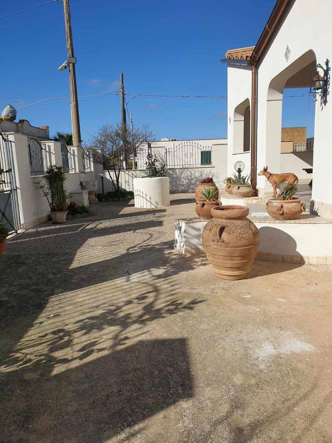 Chambre d’hôte pour 3 personnes, avec jardin, adapté aux familles à Tre Fontane