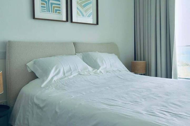 Appartement entier, Beachfront Apt w/Balcony & Exclusive Facilities in Limassol, Chypre du Sud