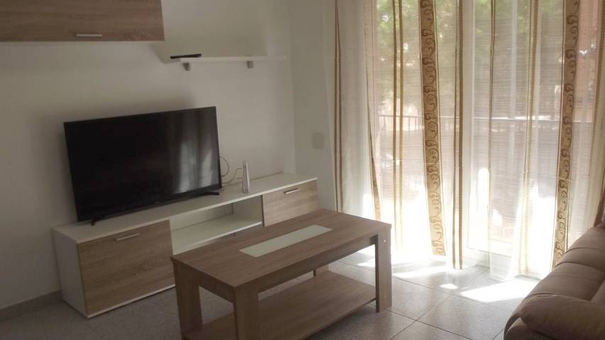 Apartamento para 5 personas, con Balcón y Vistas en Tarrasa