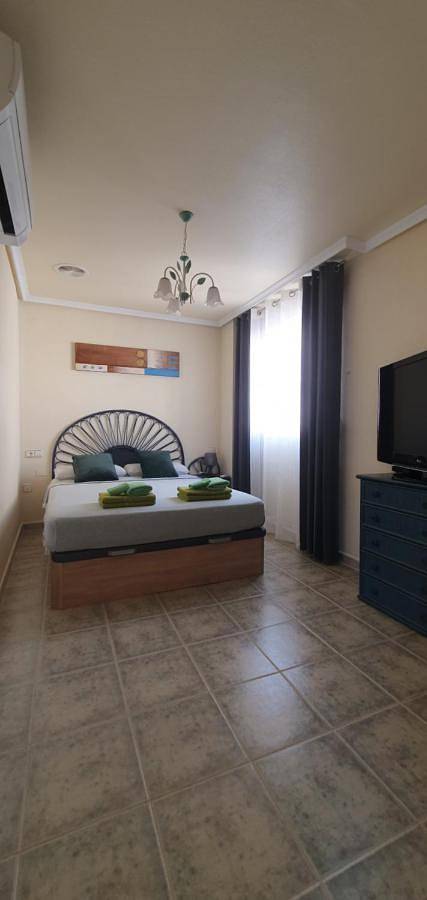 Villa pour 6 personnes, avec jardin et vue à Guardamar del Segura - 4