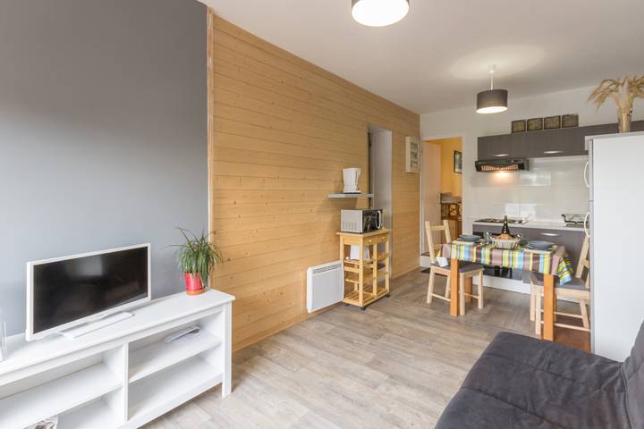 Gîte pour 3 personnes, avec Terrasse et Jardin à Marzan