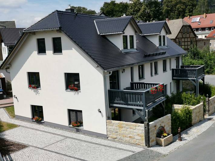 Ferienwohnung für 4 Personen, mit Balkon und Terrasse sowie Garten und Sauna in Gohrisch