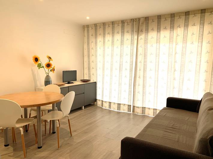 Gîte pour 6 personnes, avec terrasse dans San Juan De Palamos - 2