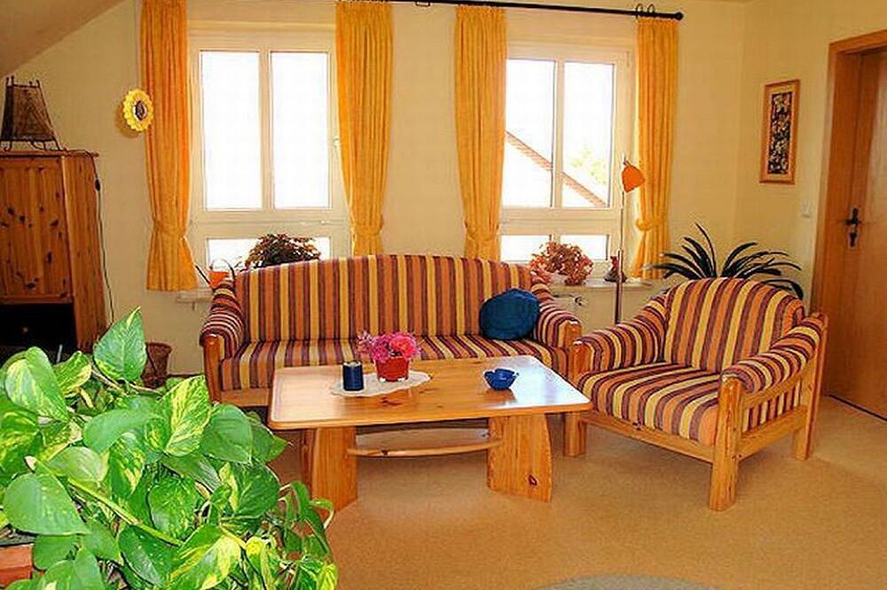 Ganze Wohnung, Ferienwohnung 1 Rosenträger - Ferienwohnungen Rosenträger in Kopperby, Kappeln