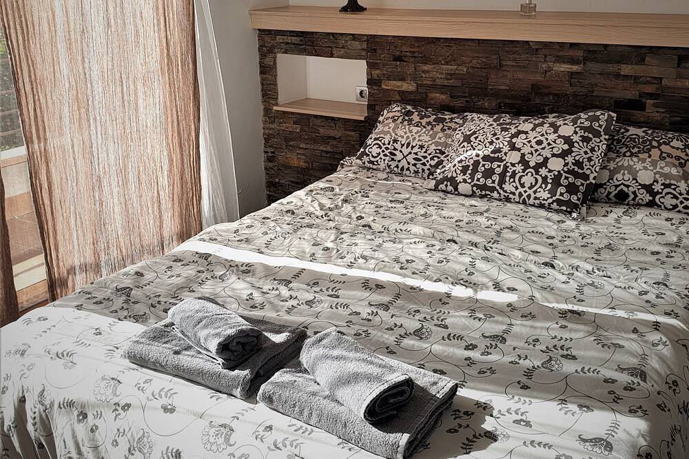 \"Villa Tania\" - Barcelona & Girona, Costa Brava in Tordera, Maresme