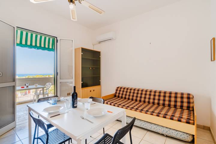 Gîte pour 7 personnes, avec balcon, animaux acceptés à Baia Verde