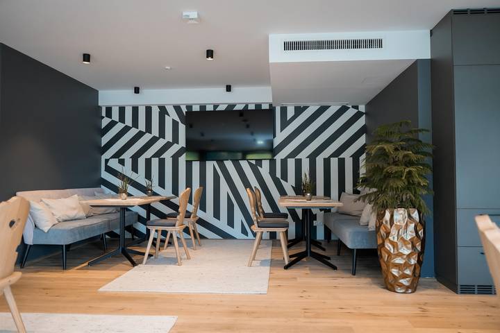 Ferienwohnung für 2 Personen, mit Balkon und Terrasse sowie Whirlpool und Sauna