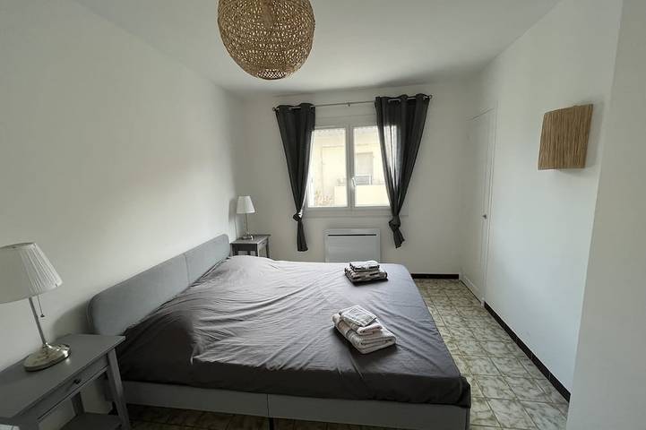 Gîte pour 4 personnes, avec balcon dans Port du Brusc - 2