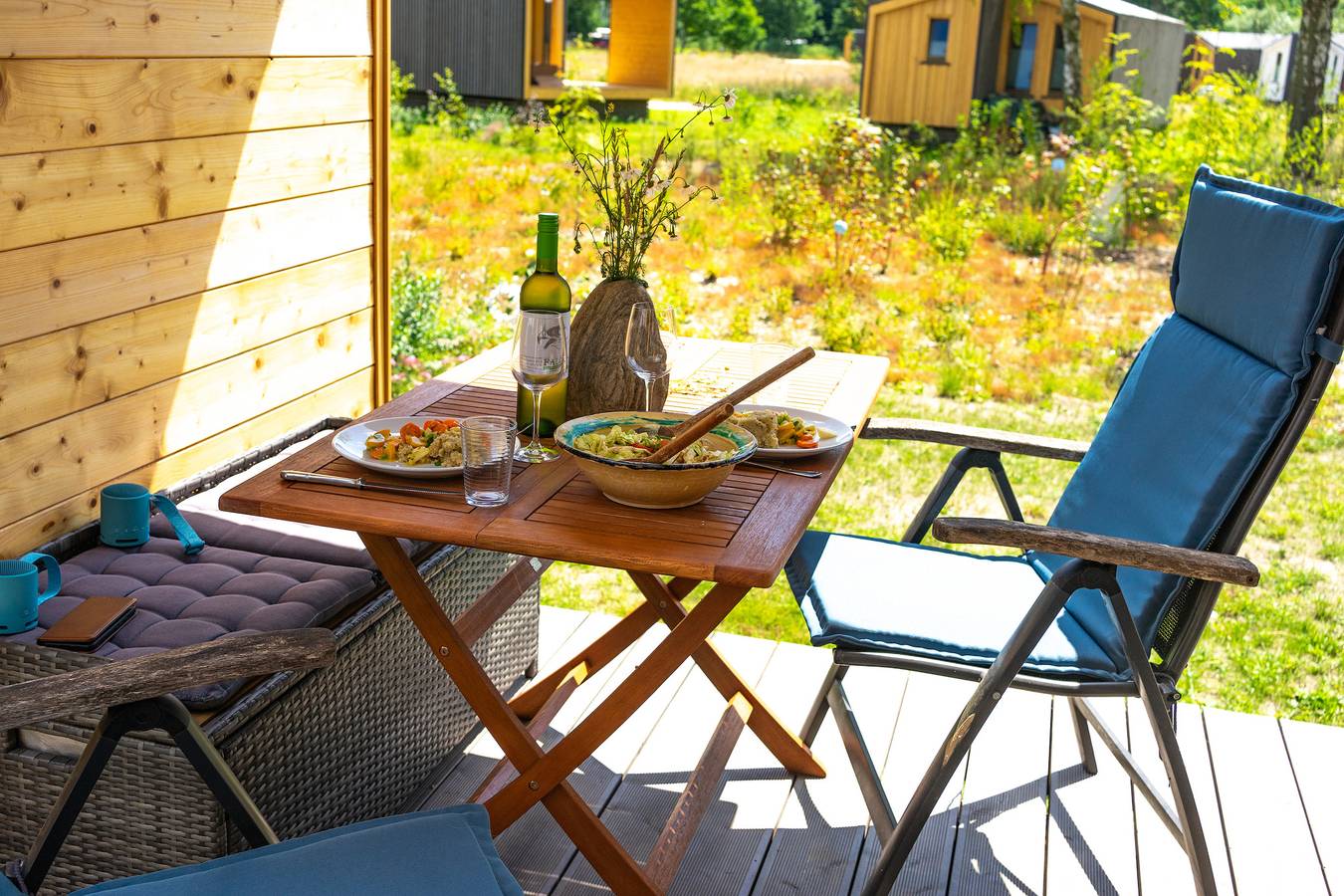 (408) Kleini-Haus mit Kamin und Strandkorb in Bleckede, Mecklenburgisches Elbetal