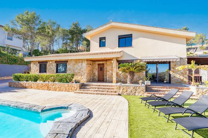 Chalet para 9 personas, con jardín y terraza en Provincia de Barcelona - 2
