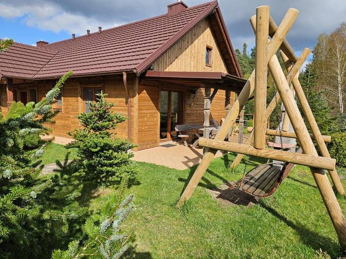 Apartament wakacyjny dla 2 osób, z jacuzzi i sauna oraz ogród w Bory Tucholskie