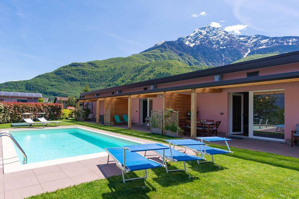 Casa vacanza a Colico a partire da 151€ a notte