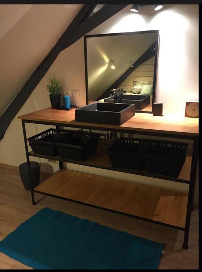 Chambre d’hôte pour 6 personnes, avec terrasse ainsi que jardin et vue à Yvré-l'Évêque - 3