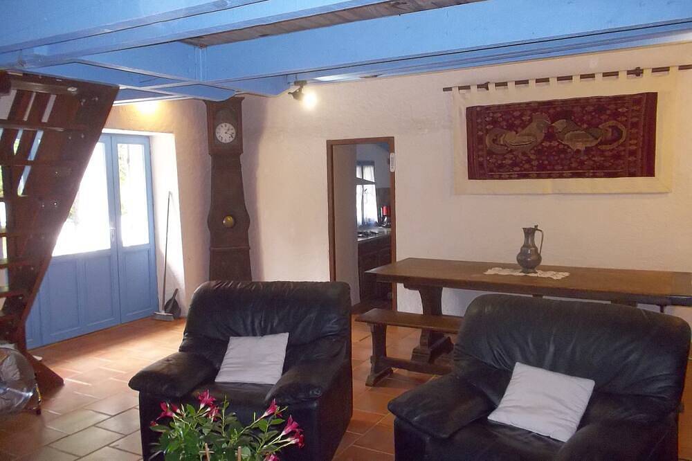\"la Bergerie\" self-catering cottage in the Lot tradition in Beauregard, Quercy