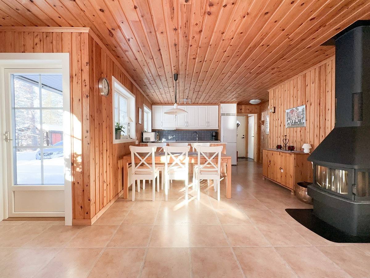 Gut ausgestattetes Ferienhaus am Fusse der Skipisten  mit eigener Sauna in Tandådalen, Malung-Sälen region