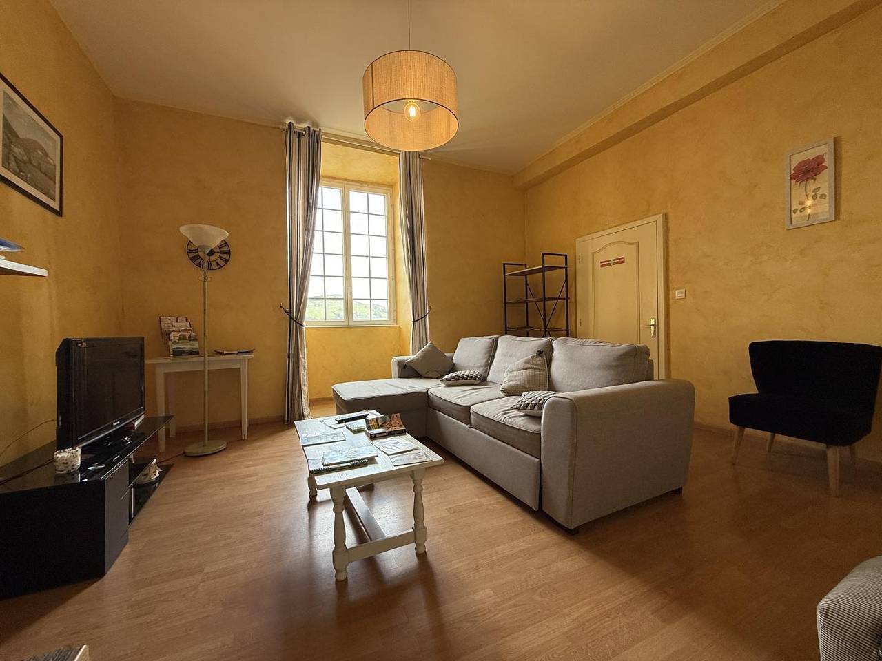 Chambre d’hôte pour 3 personnes avec terrasse in Saint-Esteben, Région de Bayonne