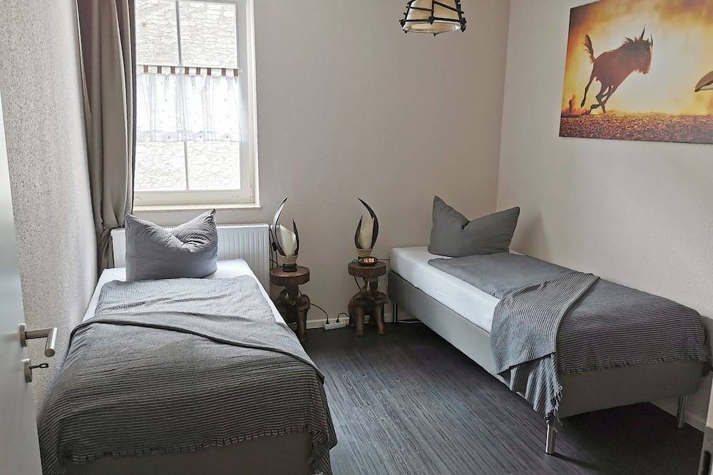 Apartamento inteiro, Apartamento / app. para 5 pessoas com 58m² em Mühlhausen / Thuringia (68429) in Muhlhausen, Unstrut-Hainich