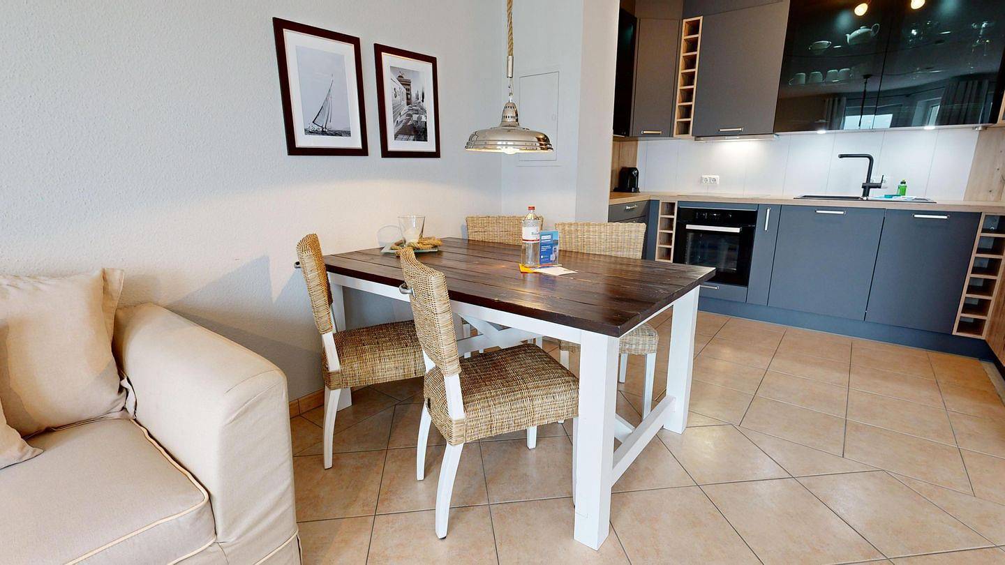 Geheel appartement, Moderne Ferienwohnung in Strandnähe mit Sauna, Fitnessraum und Fahrstuhl im Haus in Ostseebad Binz, Binz