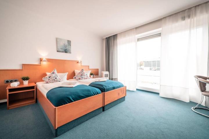B&B für 2 Personen, mit Ausblick, mit Haustier in Düsseldorf