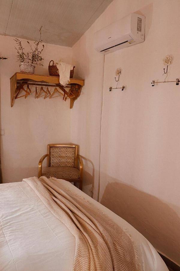 Location de vacances pour 6 personnes, avec jardin ainsi que piscine et bassin pour enfant, animaux acceptés dans Alte - 4