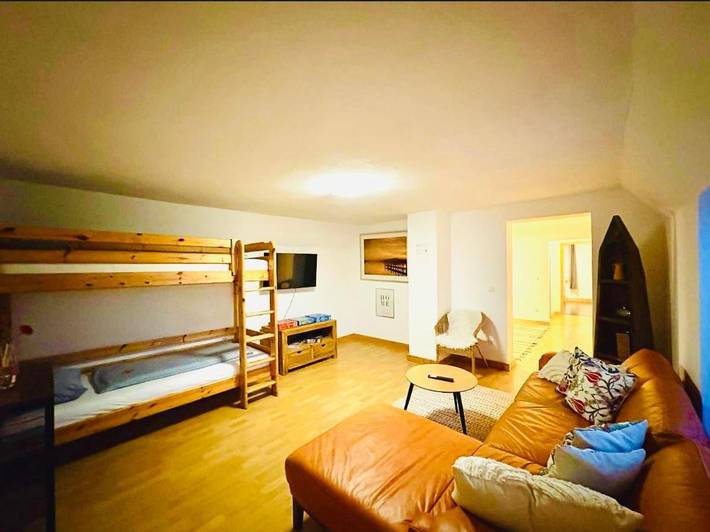 Gîte pour 6 personnes, avec vue et balcon à Burgau - 2