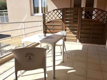 Gîte pour 2 personnes, avec piscine et balcon à Saint-Florent