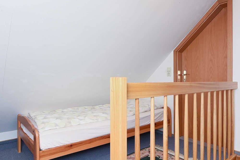 Ganze Wohnung, Ferienwohnung Möwe - Ferienwohnungen Möwe und Schwalbe im Haus Sassenhof in Dunum, Nordseeküste