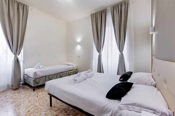 Ganze Wohnung, Vivilo Collection - San Vito View Apartment in Rom Zentrum, Rom