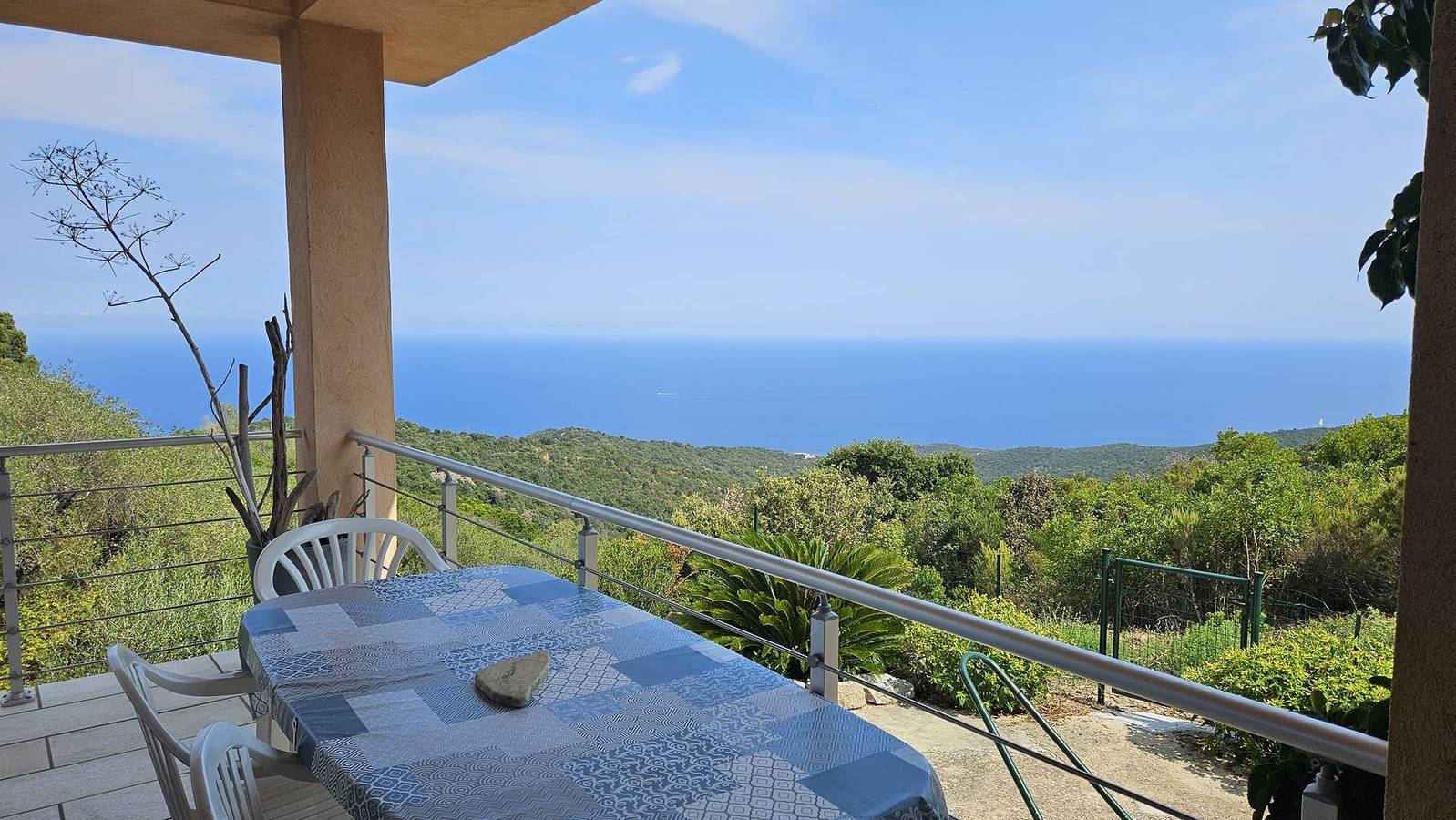 Villa Sari - Sea View - Air Conditioning in Sari-Solenzara, Arrondissement de Sartène