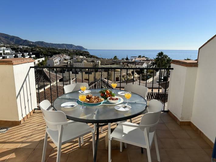 Apartamento de vacaciones para 4 personas, con vistas al mar además de terraza y piscina, Se admiten mascotas - 1