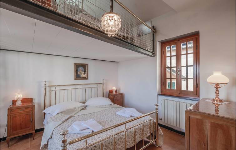 Wifi Terrace Apartment near Restaurants in Castello (Carro), Carro (Liguria)