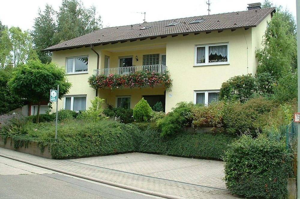 Ganze Wohnung, Appartement Fantasie 47m² - Ferienwohnung Rebenblick in Oberotterbach, Südliche Weinstraße