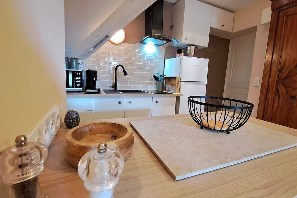 Ganze Wohnung, Cosy Studio Loft Air-conditioned in Sancoins, Saint-Amand-Montrond