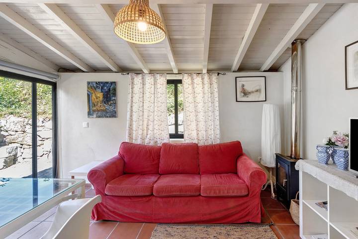 Casa de vacaciones 'Casa De Andrães Camélias' con piscina compartida, Wi-Fi y aire acondicionado in Santo Isidoro e Livração, Distrito de Porto
