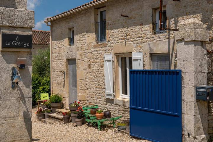 Location de vacances pour 6 personnes à Brettes