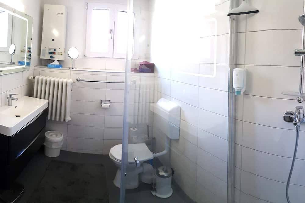Ganze Wohnung, Ritterhof Gästezimmer im Weingut Fitz-Ritter - Vdp/Bio in Bad Dürkheim, Pfälzer Rheinebene