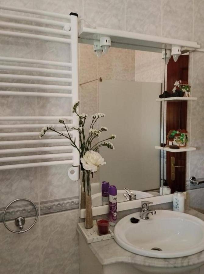 Gîte pour 2 personnes, avec vue à Vila Praia de Ancora - 3