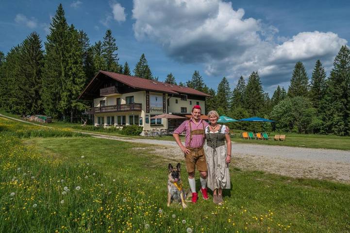 Gästehaus für 2 Personen, mit Balkon und Terrasse sowie Garten und Sauna
