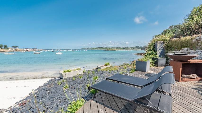 Appartement de vacances pour 12 personnes, avec sauna ainsi que terrasse et jardin