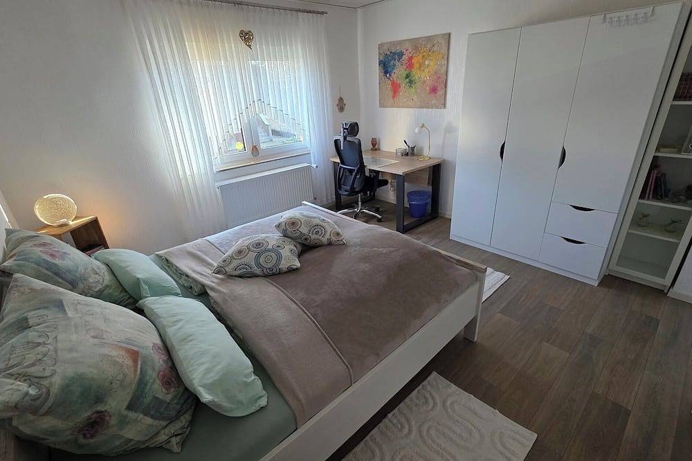 Ganze Wohnung, Ferienwohnung Ernebibbel - komfortable Wohnung mit Terrasse in Altendiez, Lahn-Taunus