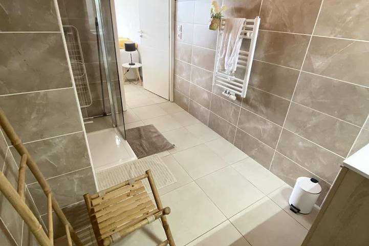 Gîte pour 4 personnes, avec terrasse à Roquevaire - 4