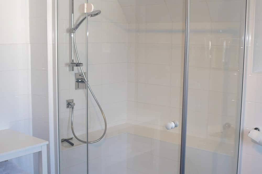 Ganze Wohnung, K House 5* Boarding Haus - Fewo 1 in Kaufungen, Hessisches Bergland