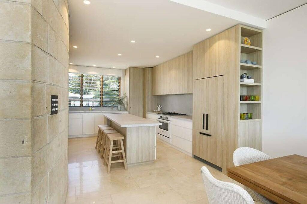 Philotimo - Absolute Beach Front at North Avoca in North Avoca, New South Wales