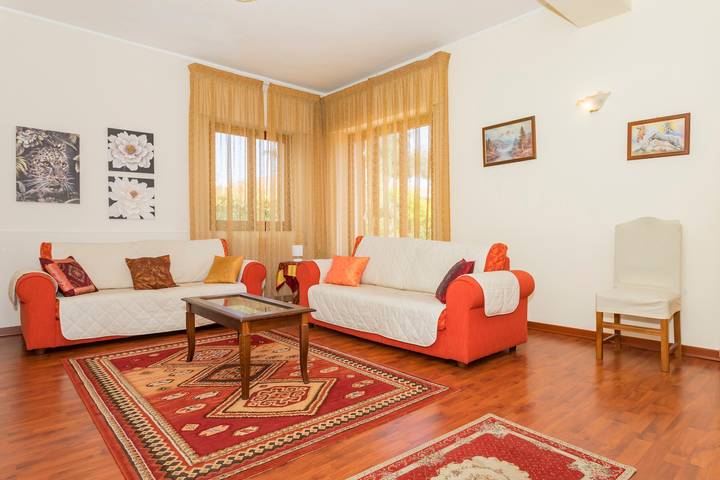 Elegante Villa mit privatem Garten am Ätna bei Taormina in Zafferana Etnea, Ätna