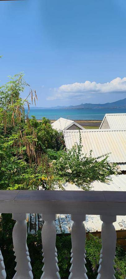 Gîte pour 3 personnes, avec vue et terrasse à Pamandzi - 4