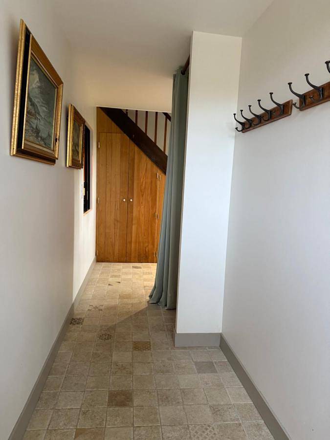 Gîte pour 2 personnes, avec vue et jardin à Vains - 3