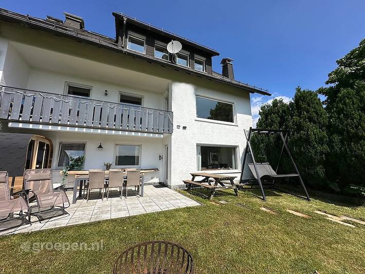 Ferienhaus für 12 Personen, mit Balkon/Terrasse und Sauna sowie Terrasse - 1