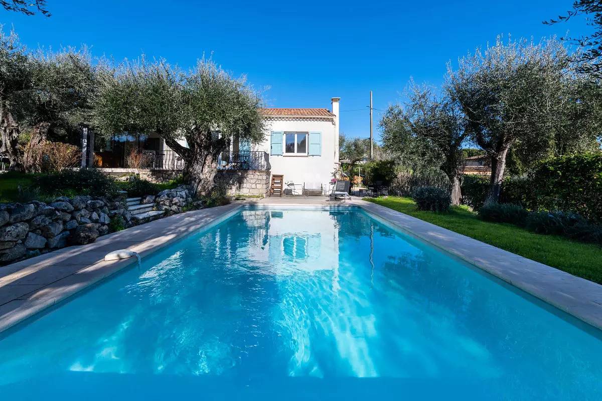 Casa tranquila, Piscina, Cerca de Cannes in La Roquette-sur-Siagne, Region de Cannes