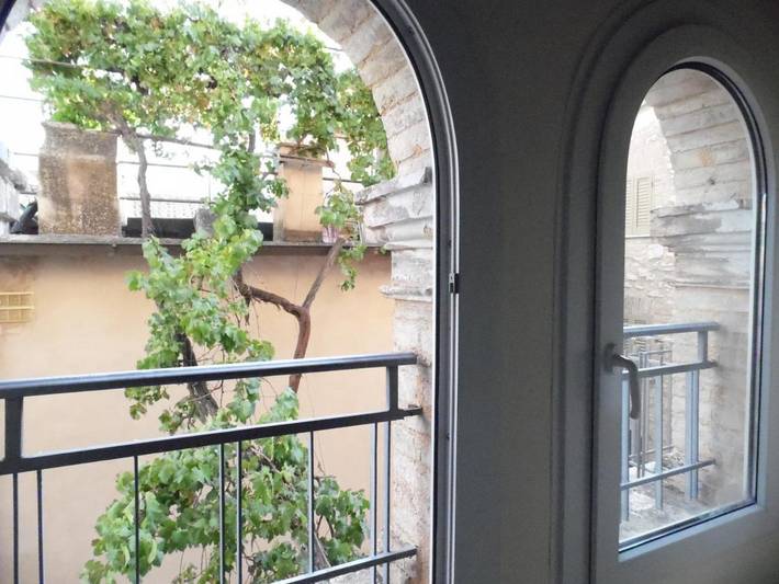 Gîte pour 4 personnes, avec balcon à Trevi - 2